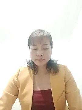 Snapshot of Kiuwi-omao chatting on November 9, 3:32 pm Kiuwi-omao online show from November 9, 3:32 pm