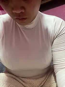 anhanh000 online show from November 3, 10:49 am