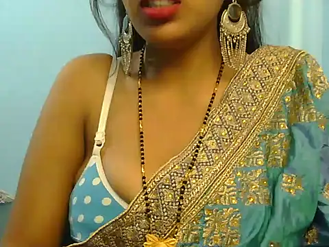 Snapshot of roja-1 chatting on November 24, 6:13 am roja-1 online show from November 24, 6:13 am