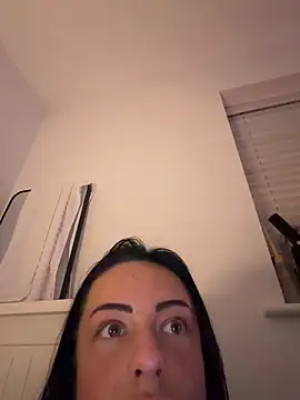 Bethrae25 online show from February 25, 11:47 pm