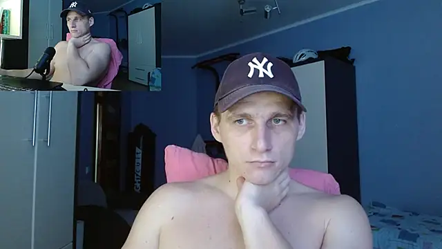 Hot Sports And Languages online show from November 2, 1:02 pm