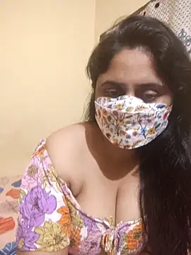 Snapshot of mouni499 chatting on December 19, 3:19 pm mouni499 online show from December 19, 3:19 pm