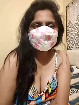 Snapshot of mouni499 chatting on February 7, 10:30 am mouni499 online show from February 7, 10:30 am