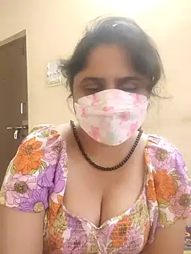 Snapshot of mouni499 chatting on February 16, 11:17 am mouni499 online show from February 16, 11:17 am