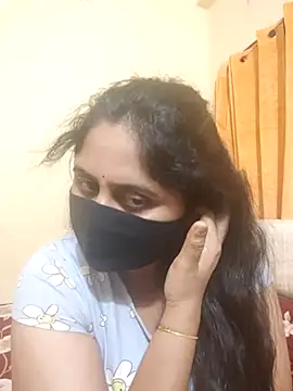 Snapshot of mouni499 chatting on February 22, 5:44 pm mouni499 online show from February 22, 5:44 pm