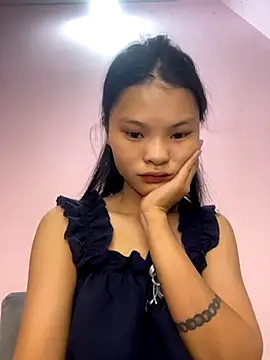 Snapshot of lung-linh chatting on November 29, 6:05 am lung-linh online show from November 29, 6:05 am