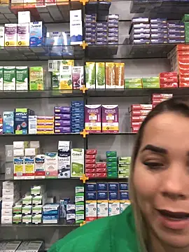 Snapshot of imoly_ chatting on November 1, 10:01 pm imoly online show from November 1, 10:01 pm