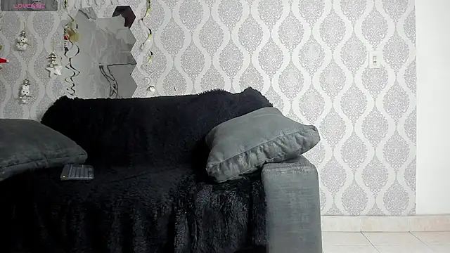 Snapshot of Boy_savoy chatting on December 18, 7:25 am Boy savoy online show from December 18, 7:25 am