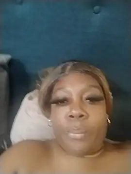 Snapshot of BiancaClarkson chatting on November 5, 5:02 pm BiancaClarkson online show from November 5, 5:02 pm