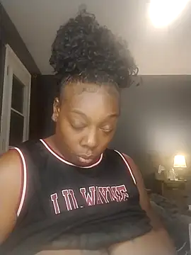 Snapshot of BiancaClarkson chatting on December 1, 7:13 am BiancaClarkson online show from December 1, 7:13 am