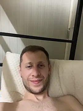 Snapshot of Gaypride chatting on November 14, 8:40 pm Gaypride online show from November 14, 8:40 pm