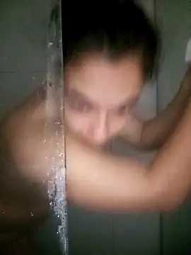 gigi097819 online show from November 4, 1:32 pm