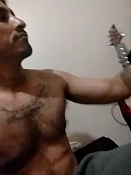 m8je online show from November 2, 1:57 pm