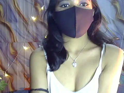 Snapshot of indian_cutepair chatting on December 5, 9:29 am indian cutepair online show from December 5, 9:29 am