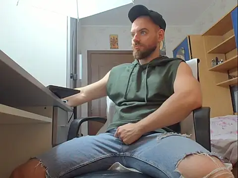 Snapshot of Ryanstone_ chatting on November 29, 11:35 am Ryanstone online show from November 29, 11:35 am