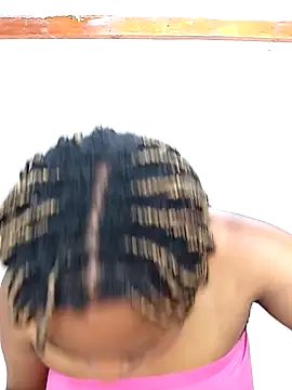 Lulubabee online show from November 29, 9:01 am