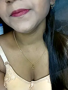 Snapshot of Neha533 chatting on November 5, 6:08 pm Neha533 online show from November 5, 6:08 pm