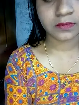 Snapshot of Neha533 chatting on November 11, 6:19 pm Neha533 online show from November 11, 6:19 pm