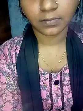 Snapshot of Neha533 chatting on November 13, 5:34 pm Neha533 online show from November 13, 5:34 pm