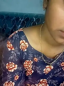 Snapshot of Neha533 chatting on November 20, 5:56 pm Neha533 online show from November 20, 5:56 pm