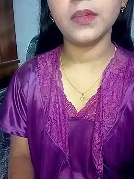 Snapshot of Neha533 chatting on November 28, 8:22 pm Neha533 online show from November 28, 8:22 pm