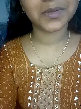 Snapshot of Neha533 chatting on November 29, 8:12 pm Neha533 online show from November 29, 8:12 pm