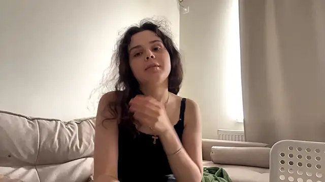 Snapshot of RosaleeSwint chatting on November 9, 9:51 am RosaleeSwint online show from November 9, 9:51 am