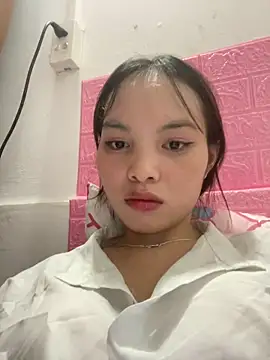 Snapshot of A_lyly chatting on November 9, 5:11 pm A lyly online show from November 9, 5:11 pm