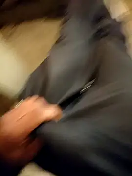 Snapshot of Angel23cm1 chatting on November 23, 5:18 am Angel23cm1 online show from November 23, 5:18 am