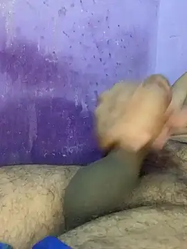 Snapshot of hotman29 chatting on November 7, 12:21 am hotman29 online show from November 7, 12:21 am