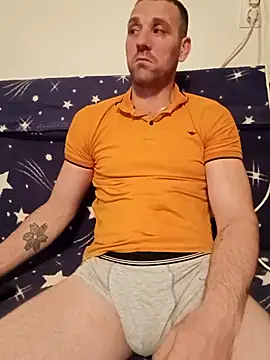 Baiat Finut1 online show from November 8, 8:51 pm