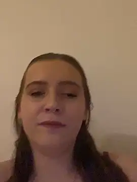 Snapshot of LiahLovexoxx chatting on November 10, 7:13 pm LiahLovexoxx online show from November 10, 7:13 pm