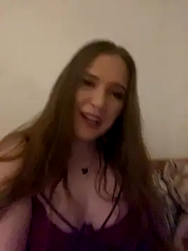 Snapshot of LiahLovexoxx chatting on November 14, 8:07 pm LiahLovexoxx online show from November 14, 8:07 pm