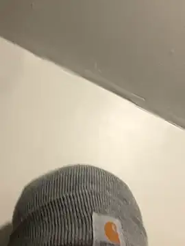 youngbull dada online show from December 4, 5:17 am