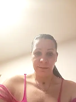 Snapshot of SugarDiamonds chatting on February 11, 5:58 am SugarDiamonds online show from February 11, 5:58 am