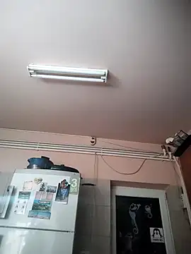 Snapshot of SugarDiamonds chatting on February 18, 5:53 am SugarDiamonds online show from February 18, 5:53 am