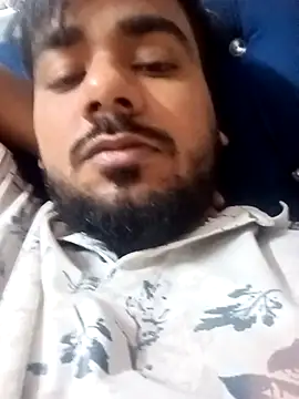 Snapshot of naughtyboyjii chatting on November 9, 6:01 am naughtyboyjii online show from November 9, 6:01 am