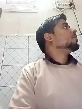 naughtyboyjii online show from January 13, 10:42 am