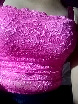 Snapshot of LenaLy2k chatting on November 29, 9:23 am LenaLy2k online show from November 29, 9:23 am