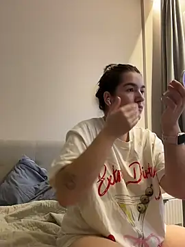 provocatrixxxx online show from November 20, 9:20 am