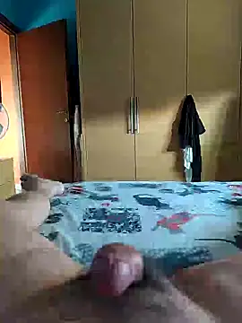 Snapshot of Cini75 chatting on November 8, 8:47 am Cini75 online show from November 8, 8:47 am