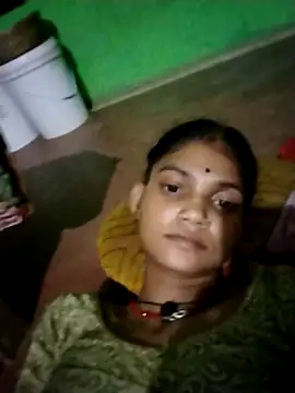 Jooli cuty online show from April 4, 5:21 pm