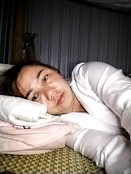 Snapshot of be-yeu chatting on December 13, 8:25 pm be-yeu online show from December 13, 8:25 pm