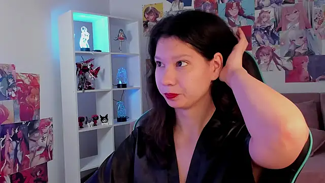 Snapshot of SaraDenars chatting on November 19, 5:18 am SaraDenars online show from November 19, 5:18 am