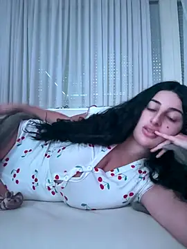 Snapshot of jojoa23 chatting on November 25, 2:39 pm jojoa23 online show from November 25, 2:39 pm