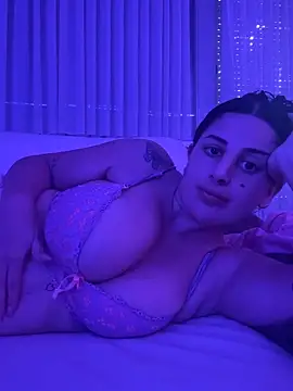 Snapshot of jojoa23 chatting on February 15, 12:03 pm jojoa23 online show from February 15, 12:03 pm