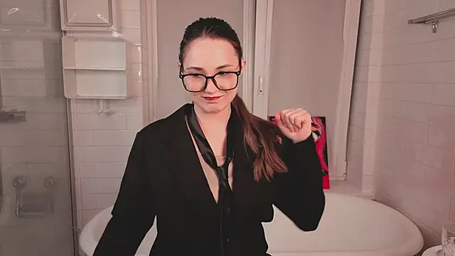 LeenaPuita online show from November 24, 6:51 pm