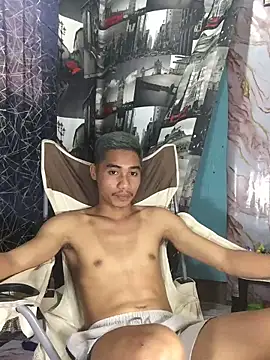 Snapshot of mrsexyteens chatting on February 5, 4:50 am mrsexyteens online show from February 5, 4:50 am