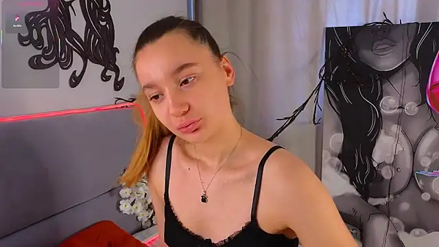 LauriePerez online show from January 19, 8:29 am