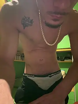 Snapshot of Colosso9 chatting on November 13, 6:29 pm Colosso9 online show from November 13, 6:29 pm